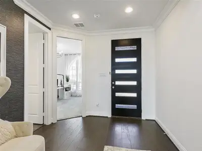 Spacious Entry