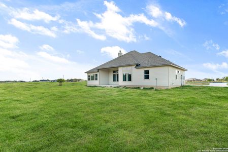 New construction Single-Family house 129 Pradera Ridge Dr, Floresville, TX 78114 - photo 18 18