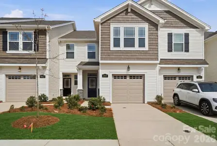 New construction Townhouse house 6019 Mallow Crossing Ln, Charlotte, NC 28213 - image