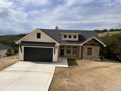 New construction Single-Family house 418 Alvin, Kerrville, TX 78028 - image