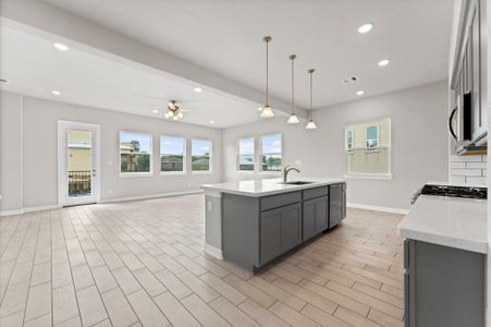 New construction Townhouse house 4029 Boardwalk Blvd, Seabrook, TX 77586 - image 4