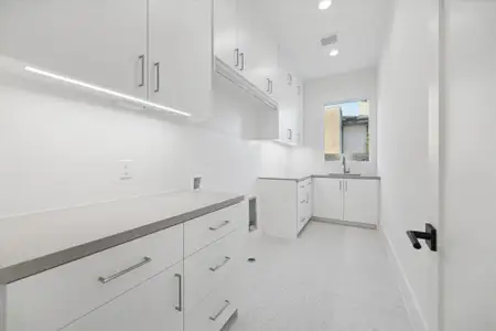 New construction Single-Family house 2118 Westgate Dr, Houston, TX 77019 - image 16