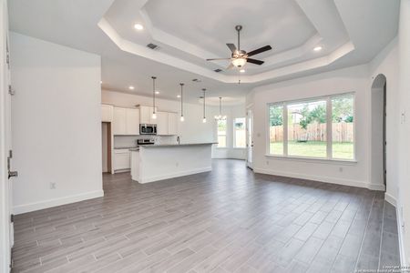 New construction Single-Family house 6947 Comanche Cougar, San Antonio, TX 78247 - photo 6 6