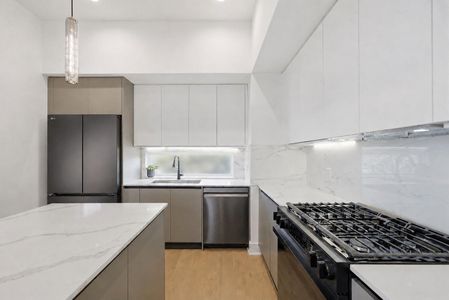 New construction Single-Family house 1605 Barbee St, Houston, TX 77004 - image 17