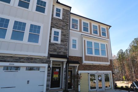 New construction Townhouse house 2006 Lambert Rd, Cary, NC 27519 Hyde Park- photo 1 1