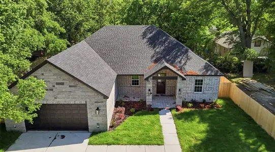 New construction Single-Family house 1011 Division St, Greenville, TX 75401 - image