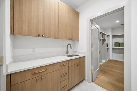 New construction Single-Family house 1501 Bonnie Brae St, Houston, TX 77006 plan The Emerson - image 14