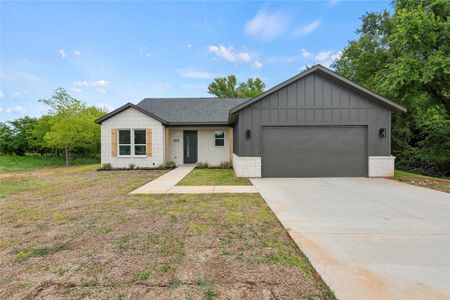 New construction Single-Family house 34010 Stonewood Dr, Whitney, TX 76692 - image