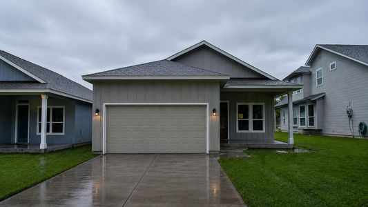 New construction Single-Family house 855 Cypress Ln, Cottonwood Shores, TX 78657 - image