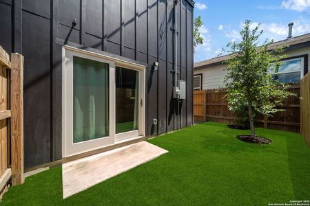 New construction Single-Family house 1102 S Gevers, San Antonio, TX 78210 - image