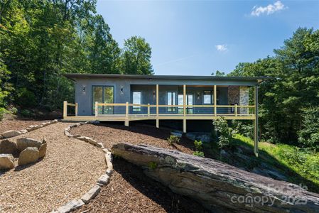 New construction Single-Family house 129 Parkway View Dr, Hendersonville, NC 28739 - image