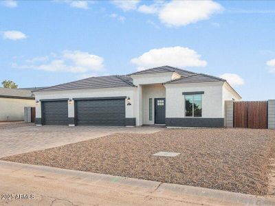 New construction Single-Family house 9520 W Debbie Pl, Arizona City, AZ 85123 - image