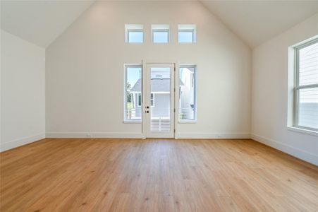 New construction Single-Family house 7606 Victory Reserve St, Houston, TX 77088 - image 18