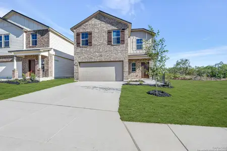 New construction Single-Family house 10431 White Hart Ln, Converse, TX 78109 plan Larkspur - 30' Smart Series - image