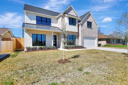 New construction Single-Family house 1825 Huge Oaks St, Houston, TX 77055 - image