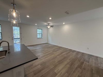 New construction Townhouse house 3900 Allegretto Cir, Atlanta, GA 30339 Marigold- photo 12 12