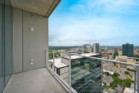 New construction Condo/Apt house 313 W 17Th St, Unit 1303, Austin, TX 78701 - photo 0