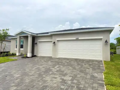 New construction Single-Family house 5591 Hampton Park Cir, Vero Beach, FL 32966 plan Coral - image