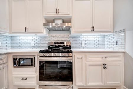 New construction Single-Family house 162 Bighorn Rd, New Waverly, TX 77358 - image 15