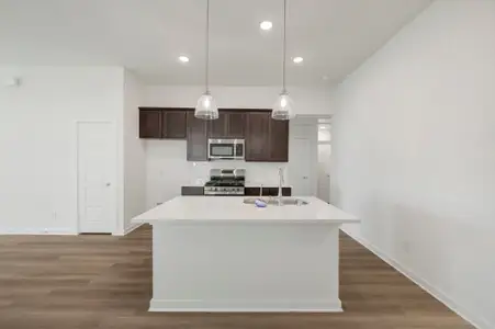 New construction Single-Family house 1058 Garnet Star Dr, La Marque, TX 77568 plan Primrose - image 9