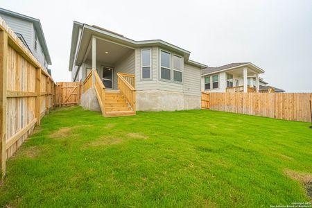 New construction Single-Family house 9528 Griffith Run, Converse, TX 78109  The Sullivan- photo 43 43