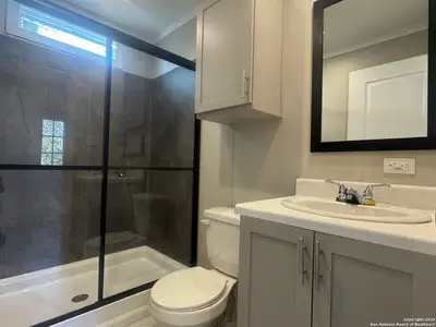 New construction Manufactured Home house 213 White, Pleasanton, TX 78064 - image