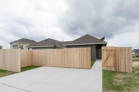 New construction Single-Family house 316 Witchhazel Way, San Marcos, TX 78666 plan 2025 - image 4