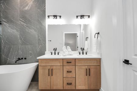 New construction Single-Family house 3537 Amos St, Houston, TX 77021 - image 16