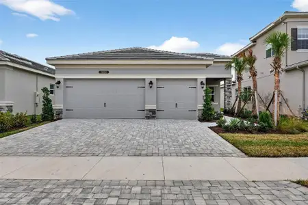 New construction Single-Family house 32268 Mahogany Valley Dr, Wesley Chapel, FL 33543 - image