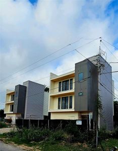 New construction Townhouse house 9022 Ferdinand St, Houston, TX 77051 - image