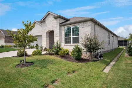 New construction Single-Family house 417 Habitat Trl, McKinney, TX 75071 - image