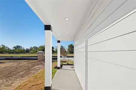 New construction Single-Family house 808 Stoney Point Ln, Dayton, TX 77535 - image 4
