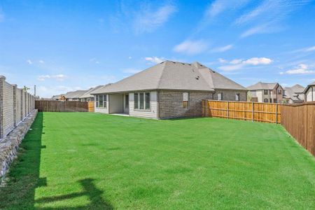 New construction Single-Family house 1438 Golden Meadow Dr, Van Alstyne, TX 75495 Camden DEF- photo 17 17