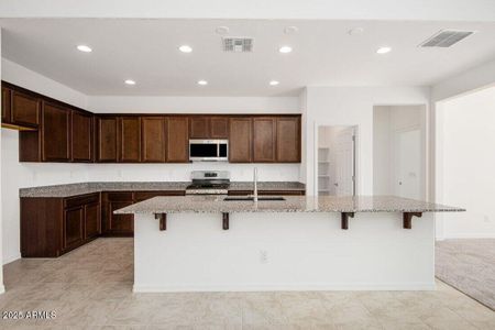 New construction Single-Family house 5329 W Rainwater Dr, Laveen, AZ 85339 Pinnacle- photo 8 8