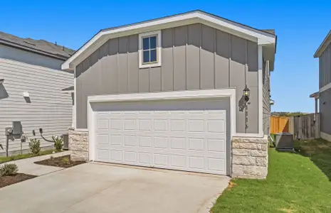 New construction Single-Family house 1116 Paradise Canyon Cv, Jarrell, TX 76537 plan Fentress - image
