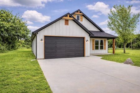 New construction Single-Family house 1621 County Rd 4764, Boyd, TX 76023 - image