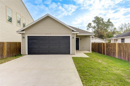 New construction Single-Family house 6824 Bacher Street, Houston, TX 77028 - photo 0