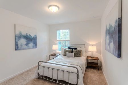 Eastlyn Crossing - Townhomes 12