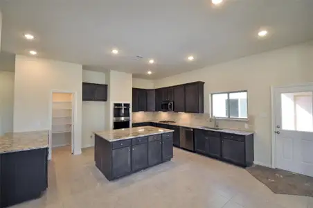 New construction Single-Family house 3703 Pedregal Rd, League City, TX 77539 - image 5