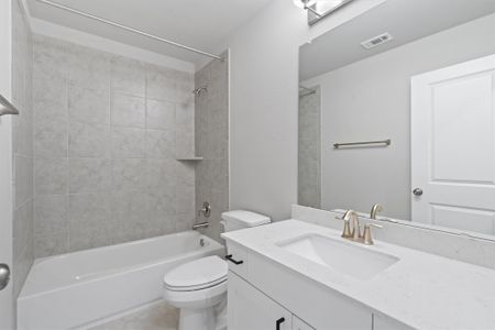 New construction Single-Family house 136 Scenic Hills Cir, Georgetown, TX 78628 plan 2600 - image 10