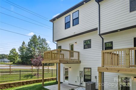 New construction Townhouse house 313 Yaupon Ct, Fort Mill, SC 29708 - image