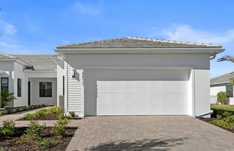 New construction Single-Family house 18833 Indian Rock Pl, Lakewood Ranch, FL 34211 plan Cascadia - image