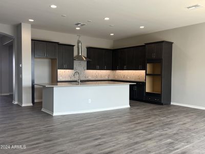New construction Single-Family house 15911 W Montana De Oro Dr, Surprise, AZ 85387 plan Pelican Bay w/Loft - image 13