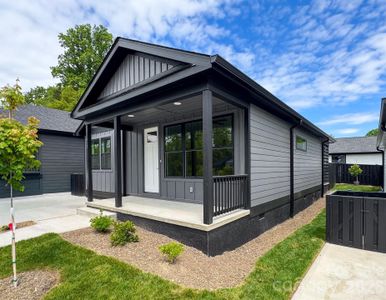 New construction Single-Family house 617 W Allen St, Hendersonville, NC 28739 - image