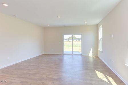 New construction Single-Family house 86 Barn Door Dr, Lillington, NC 27546 Holly - photo 7 7