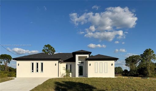 New construction Single-Family house 713 Da Vinci Ave S, Lehigh Acres, FL 33974 - image