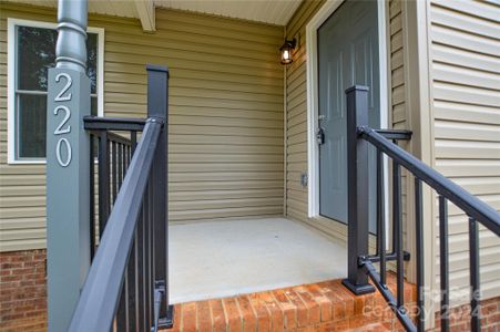 Front Door Entrance (exterior view)