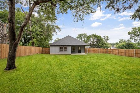 New construction Single-Family house 301 Kalura Wy, Tool, TX 75143 - image