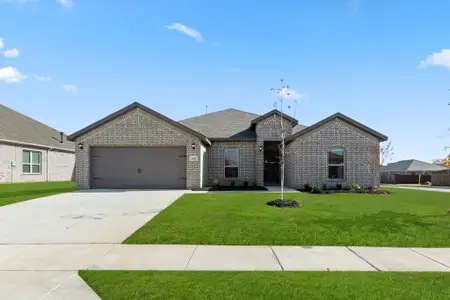 New construction Single-Family house 701 Stone Eagle Dr, Azle, TX 76020 plan Hampton II - image