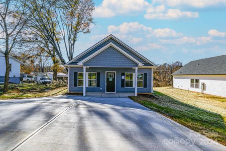 New construction Single-Family house 1711 Pope Ave, Gastonia, NC 28052 null- photo 0 0